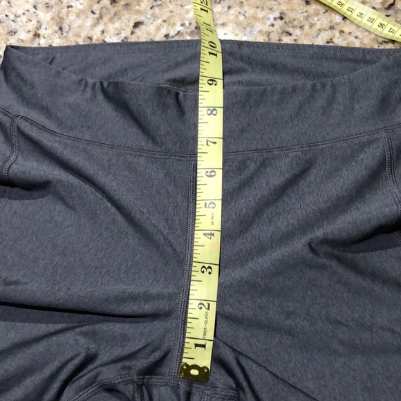 Under Armour Capri - Picture 10 of 10